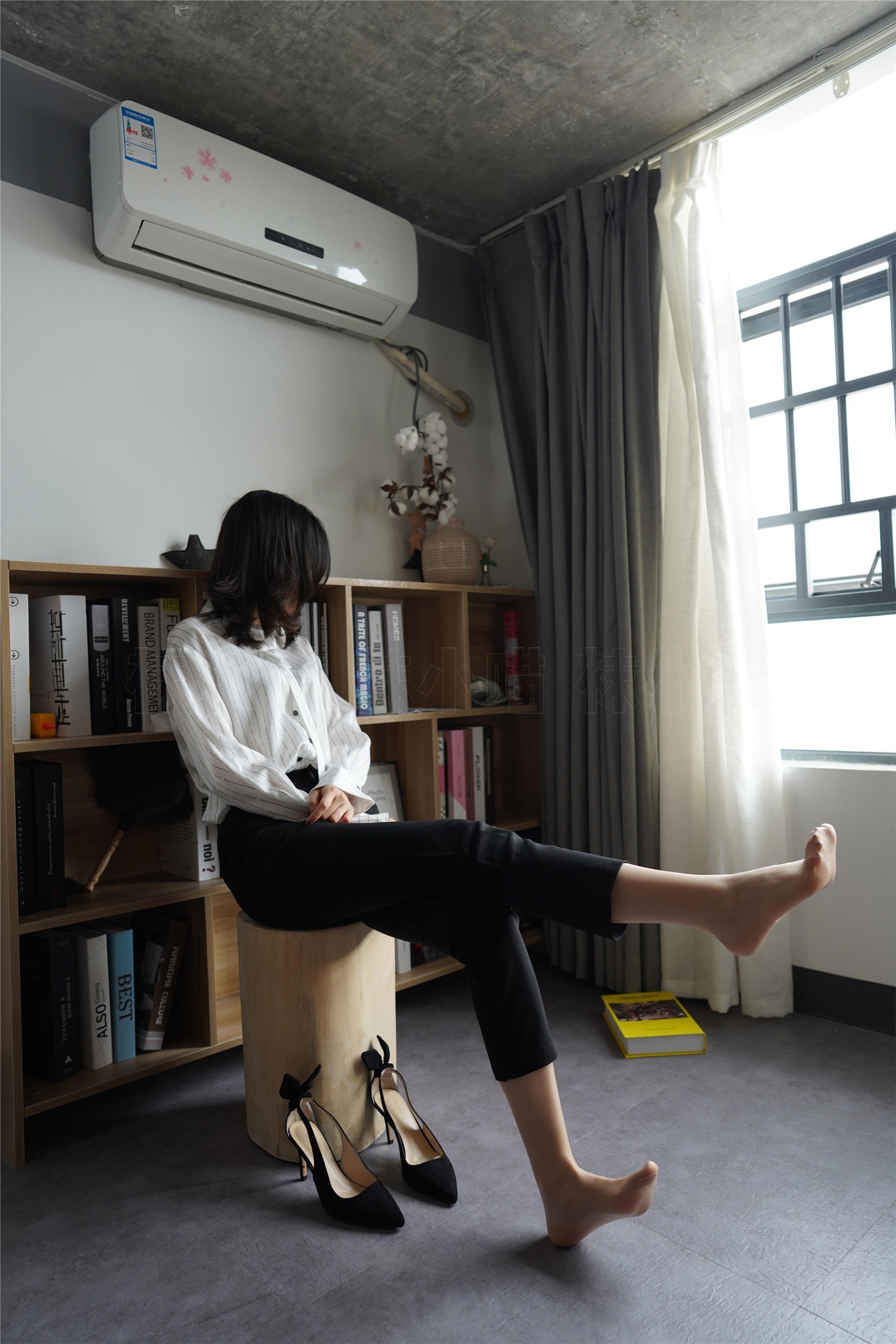 KittyWawa袜小喵  KT168 《吃我一脚》